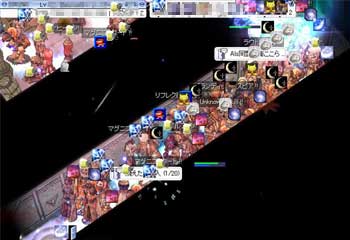 通路すら人だらけ